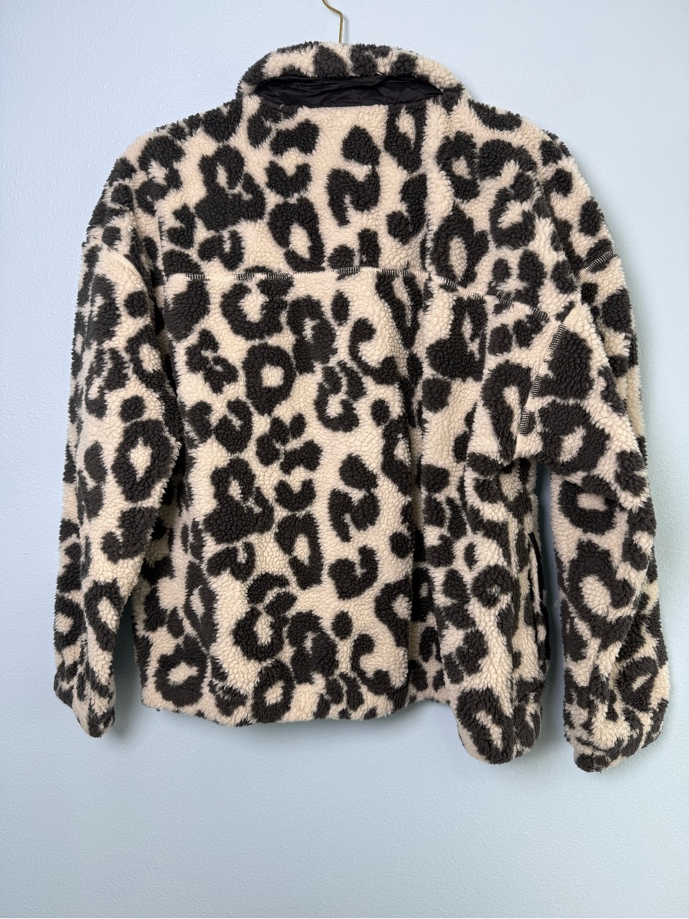 Old Navy Black & Cream Leopard Sherpa Jacket - Picture 4 of 5